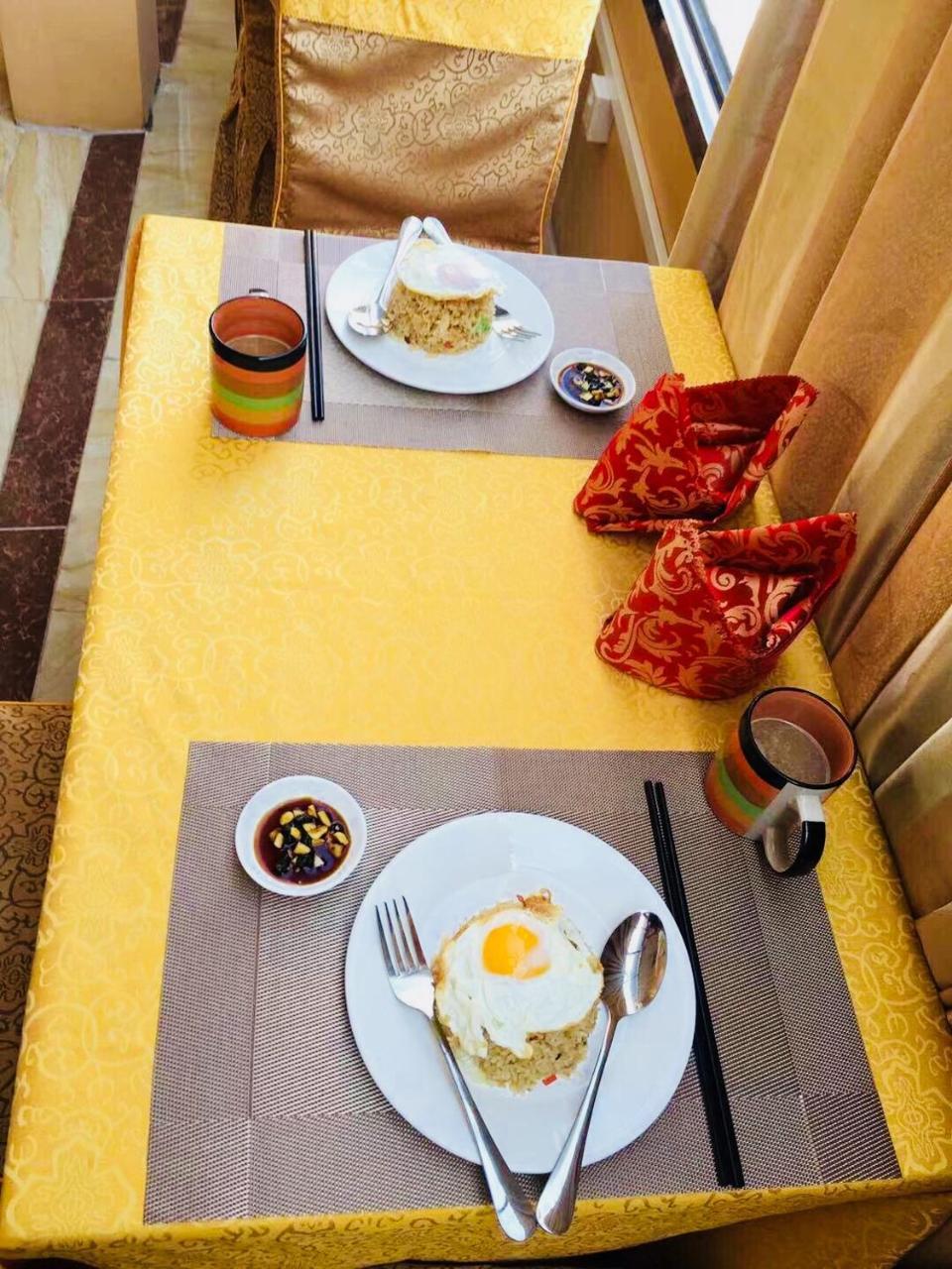C & Y Hotel Rangun Kültér fotó