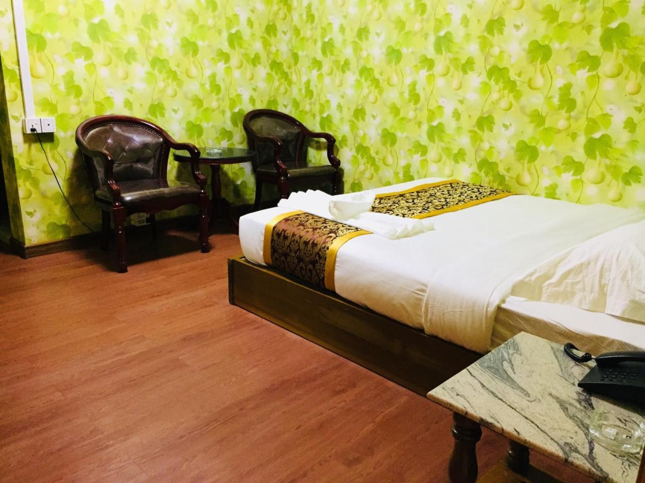 C & Y Hotel Rangun Kültér fotó